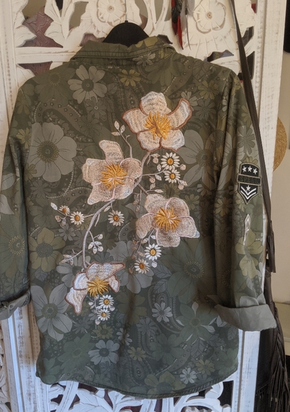 Spell & The Gypsy Designs Tops - Picture 4 of 7